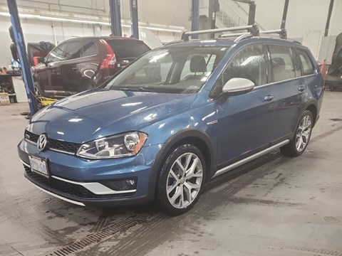 Photo of Used 2017 Volkswagen Golf Alltrack TSi  S for sale at Carstead Motor Trends in Cobourg, ON