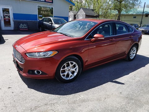 Photo of Used 2014 Ford Fusion SE  for sale at Patterson Auto Sales in Madoc, ON