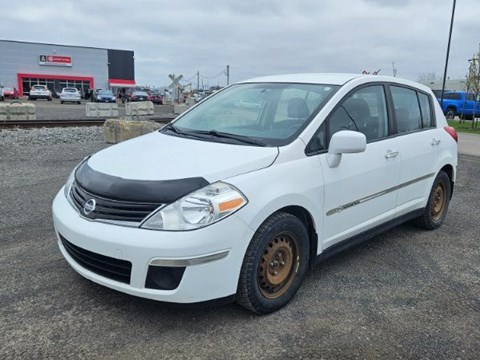 Photo of AsIs 2010 Nissan Versa 1.8 S for sale at Kenny Montreal in Montréal, QC