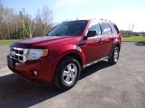Photo of  2009 Ford Escape XLT 4WD for sale at Big Apple Auto in Colborne, ON