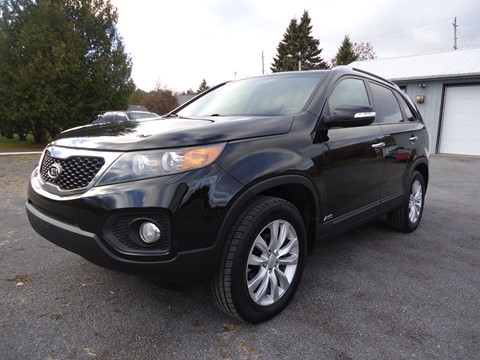 Photo of 2011 KIA Sorento EX AWD for sale at Big Apple Auto in Colborne, ON