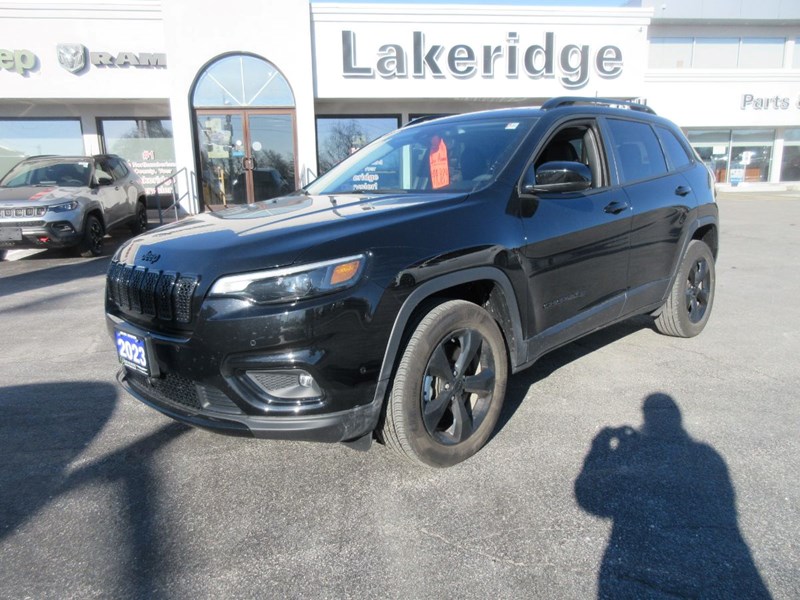 Photo of  2023 Jeep Cherokee  Altitude for sale at Lakeridge Chrysler in Port Hope, ON
