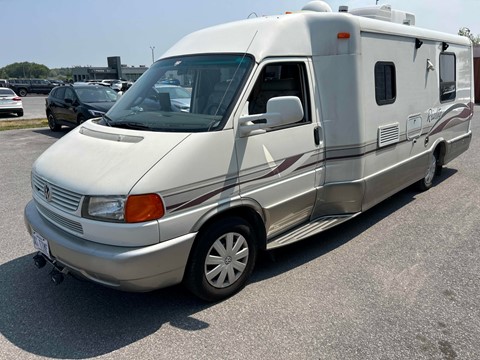 Photo of 2000 Volkswagen Eurovan V6  for sale at Carstead Motor Trends in Cobourg, ON