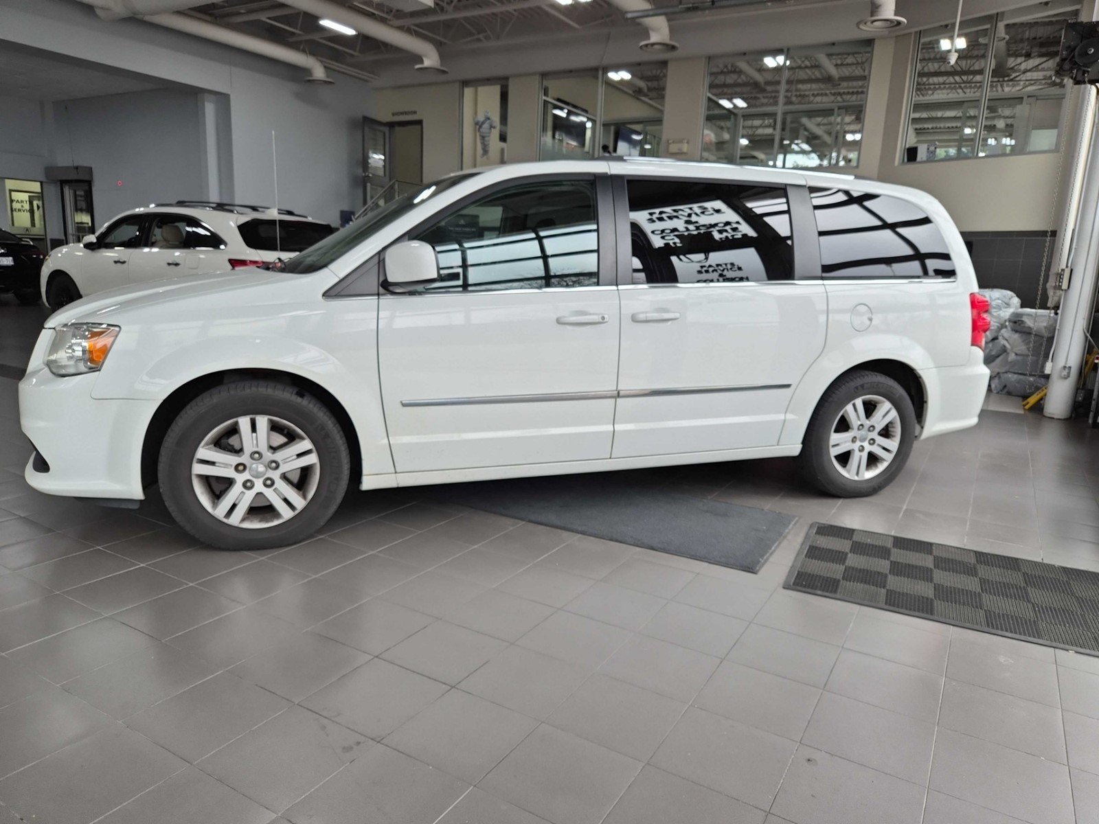 2016 Dodge Grand Caravan Crew