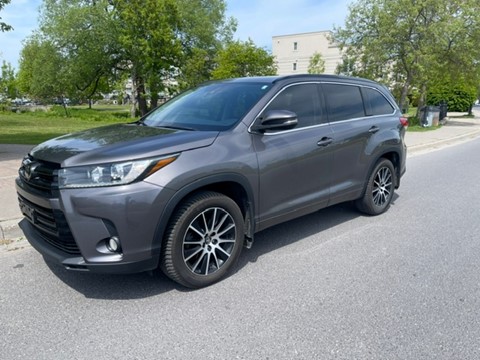 Photo of 2018 Toyota Highlander   for sale at Carstead Motor Trends in Cobourg, ON