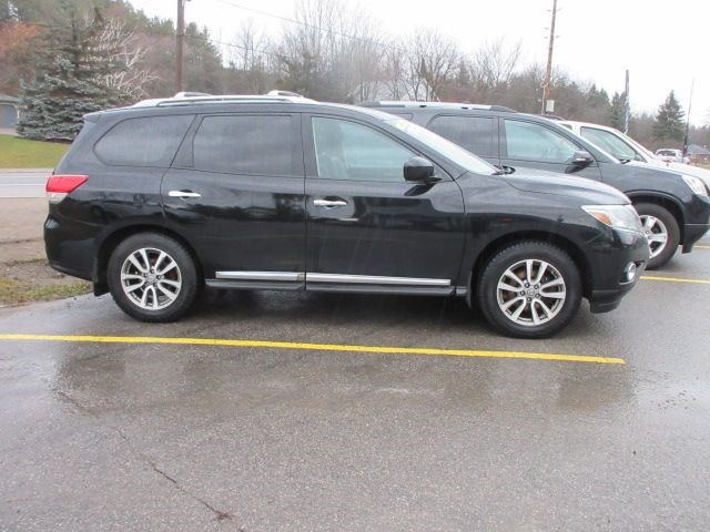 Photo of  2014 Nissan Pathfinder SL 4WD for sale at Bob Currie Auto Sales in Cobourg, ON