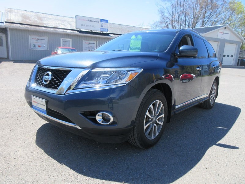 Photo of  2016 Nissan Pathfinder SL 4WD for sale at Grafton Automotive in Grafton, ON