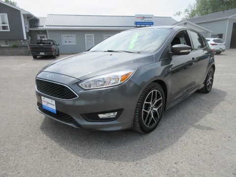 Photo of 2018 Ford Focus SE Hatchback for sale at Grafton Automotive in Grafton, ON