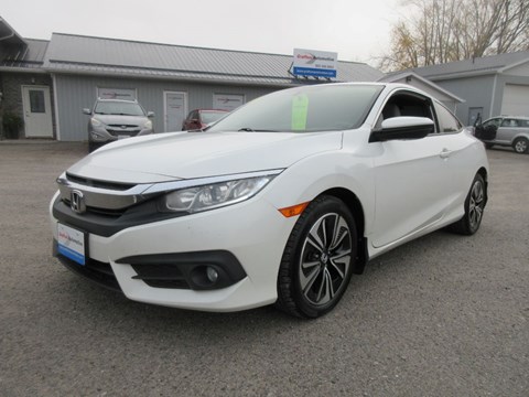 Photo of  2017 Honda Civic EX Turbo for sale at Grafton Automotive in Grafton, ON