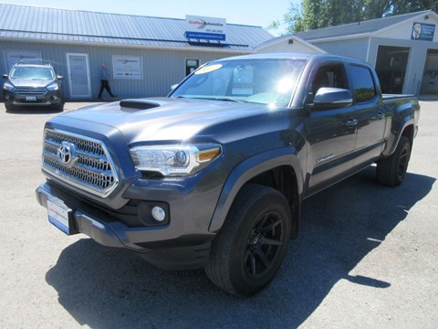 Photo of 2017 Toyota Tacoma Sport Double Cab for sale at Grafton Automotive in Grafton, ON