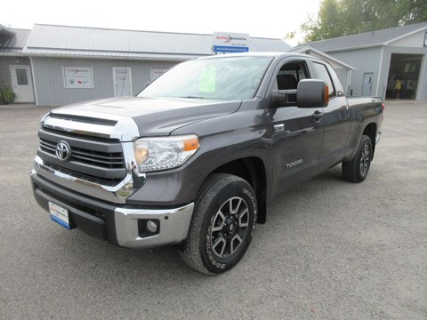 Photo of 2015 Toyota Tundra SR5 5.7L V8 for sale at Grafton Automotive in Grafton, ON