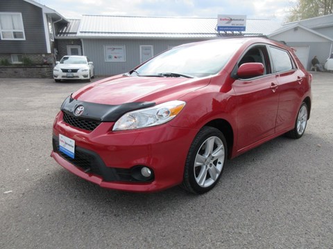 Photo of 2013 Toyota Matrix S AWD for sale at Grafton Automotive in Grafton, ON