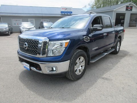 Photo of Used 2017 Nissan Titan SV Crew Cab for sale at Grafton Automotive in Grafton, ON