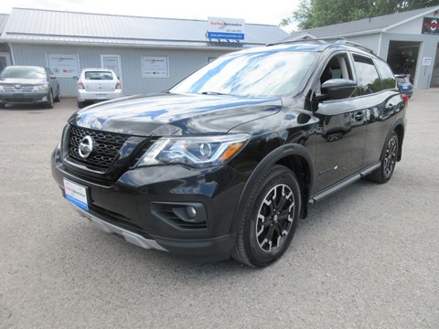 Photo of 2019 Nissan Pathfinder SV 4WD for sale at Grafton Automotive in Grafton, ON