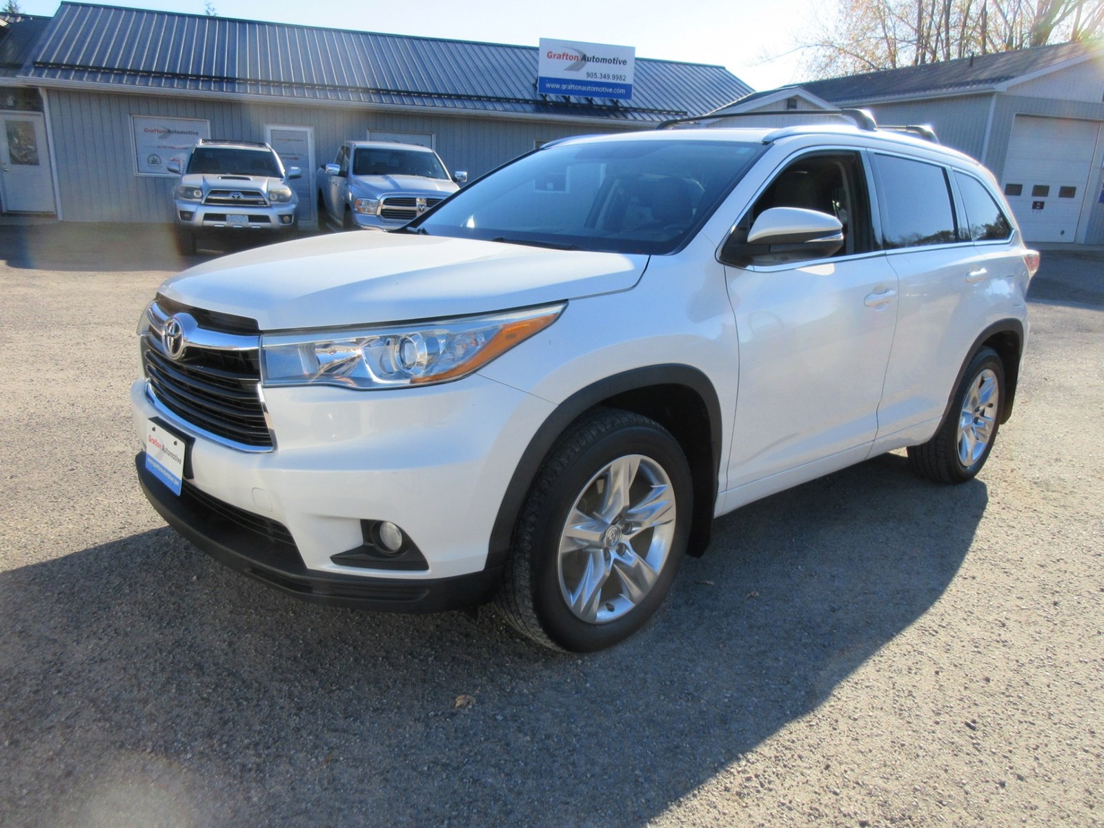 Photo of 2015 Toyota Highlander Limited V6 for sale at Grafton Automotive in Grafton, ON