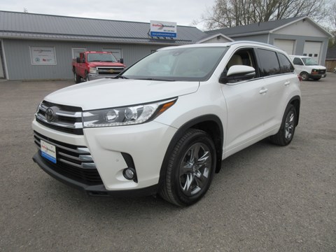 Photo of 2018 Toyota Highlander Limited V6 for sale at Grafton Automotive in Grafton, ON