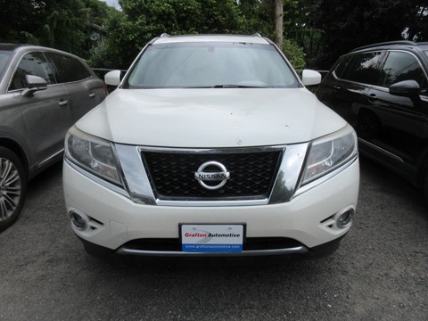 Photo of 2016 Nissan Pathfinder SL 4WD for sale at Grafton Automotive in Grafton, ON