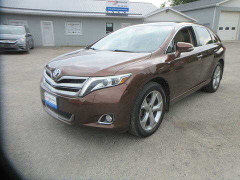 Photo of 2014 Toyota Venza Limited V6 for sale at Grafton Automotive in Grafton, ON