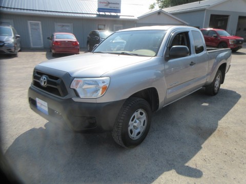 Photo of 2014 Toyota Tacoma  Access Cab for sale at Grafton Automotive in Grafton, ON