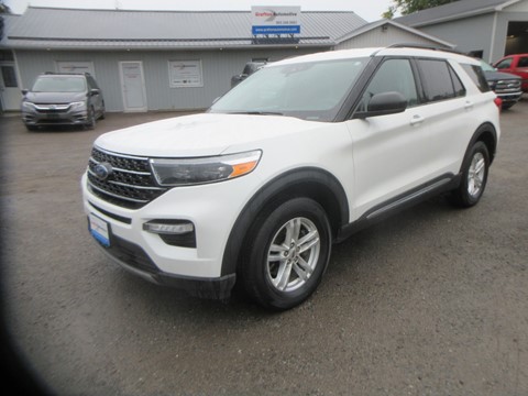 Photo of 2020 Ford Explorer XLT 4WD for sale at Grafton Automotive in Grafton, ON
