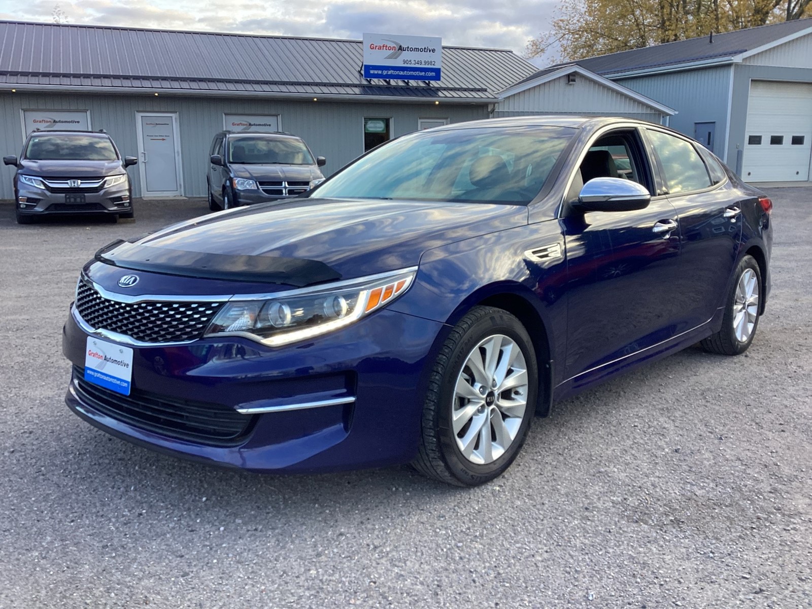 Photo of 2018 KIA Optima EX  for sale at Grafton Automotive in Grafton, ON