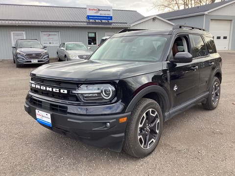 Photo of 2024 Ford Bronco Sport Outer Banks  for sale at Grafton Automotive in Grafton, ON