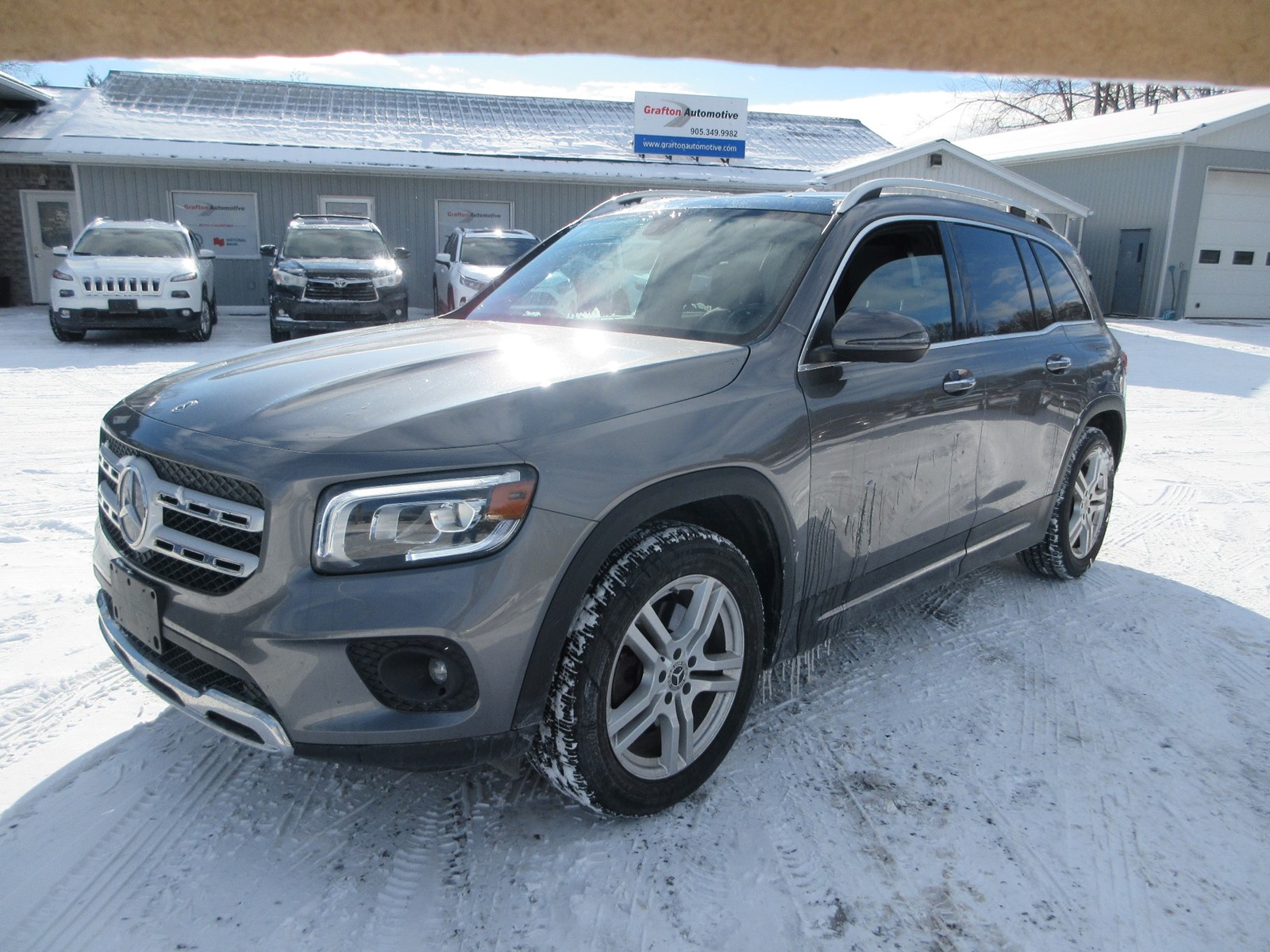 Photo of 2020 Mercedes-Benz GLB 250 4MATIC for sale at Grafton Automotive in Grafton, ON
