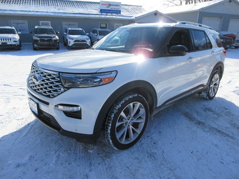 Photo of 2021 Ford Explorer Platinum AWD for sale at Grafton Automotive in Grafton, ON