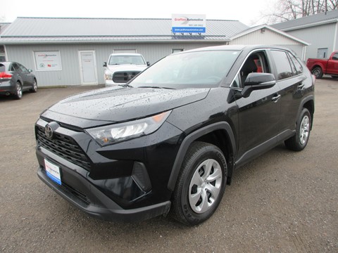 Photo of 2022 Toyota RAV4 LE AWD for sale at Grafton Automotive in Grafton, ON