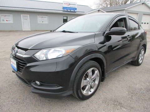 Photo of 2016 Honda HR-V EX AWD for sale at Grafton Automotive in Grafton, ON