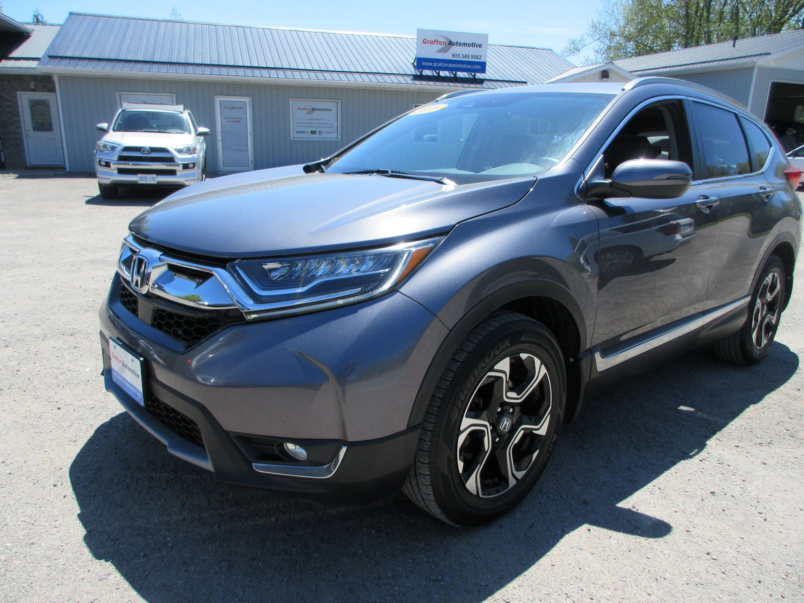 Photo of 2018 Honda CR-V Touring AWD for sale at Grafton Automotive in Grafton, ON
