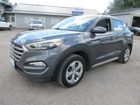 Photo of 2018 Hyundai Tucson SE FWD for sale at Grafton Automotive in Grafton, ON