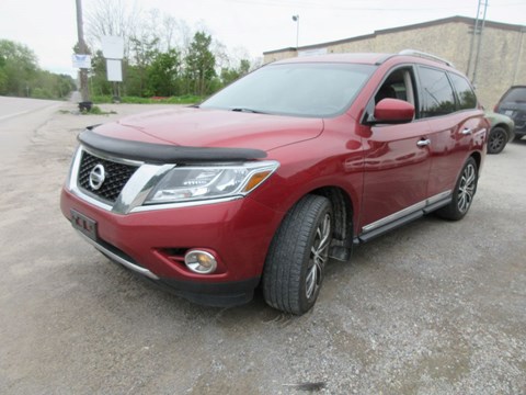 Photo of Used 2014 Nissan Pathfinder SL 4WD for sale at Angus Motors in Peterborough, ON