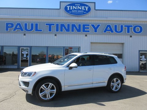 Photo of 2016 Volkswagen Touareg R-Line  for sale at Paul Tinney Auto in Peterborough, ON