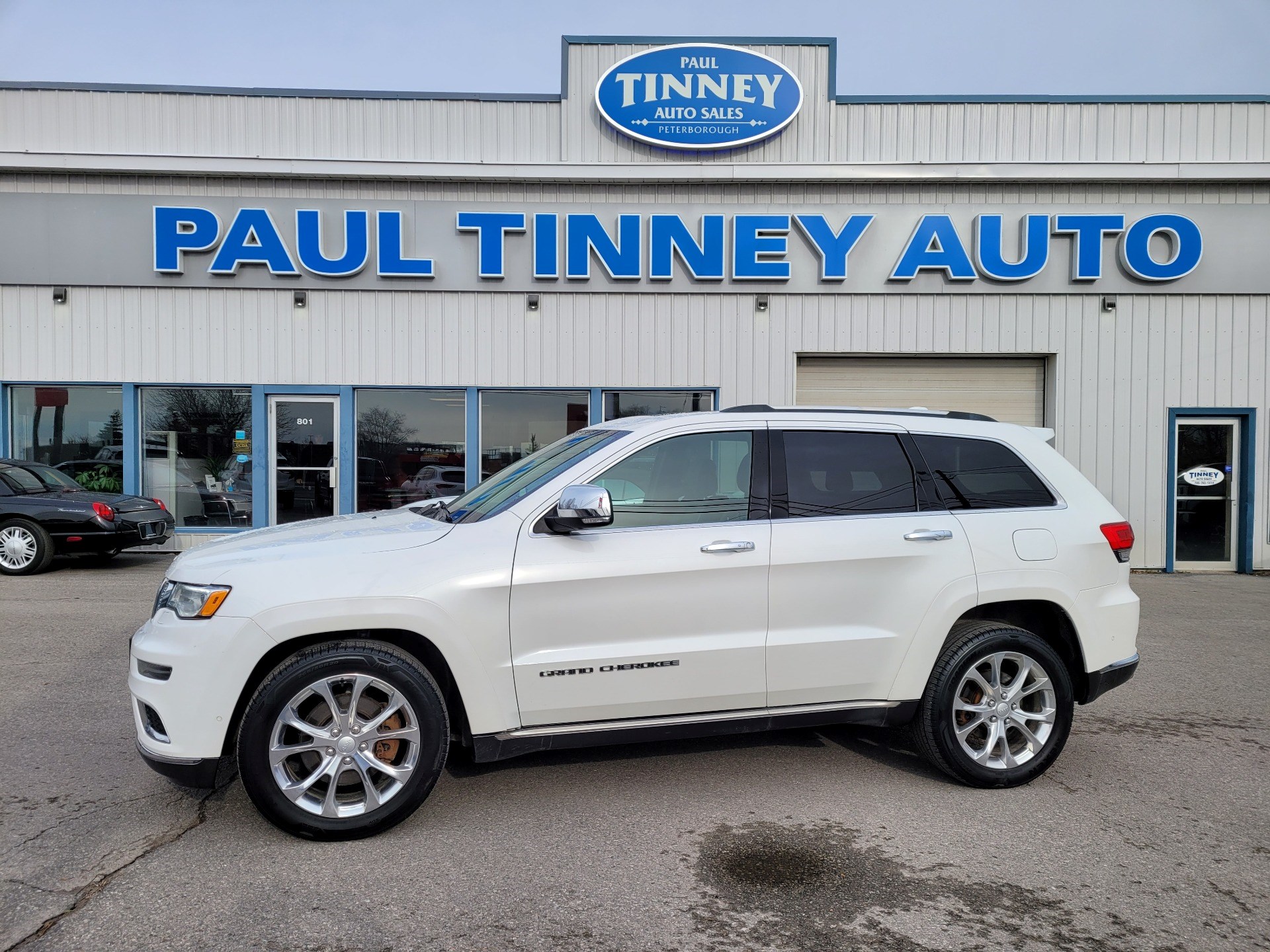 Bright White Clear Coat 2019 Jeep Grand Cherokee Summit 4WD SUV / Crossover Four-Wheel Drive 8-Speed Automatic