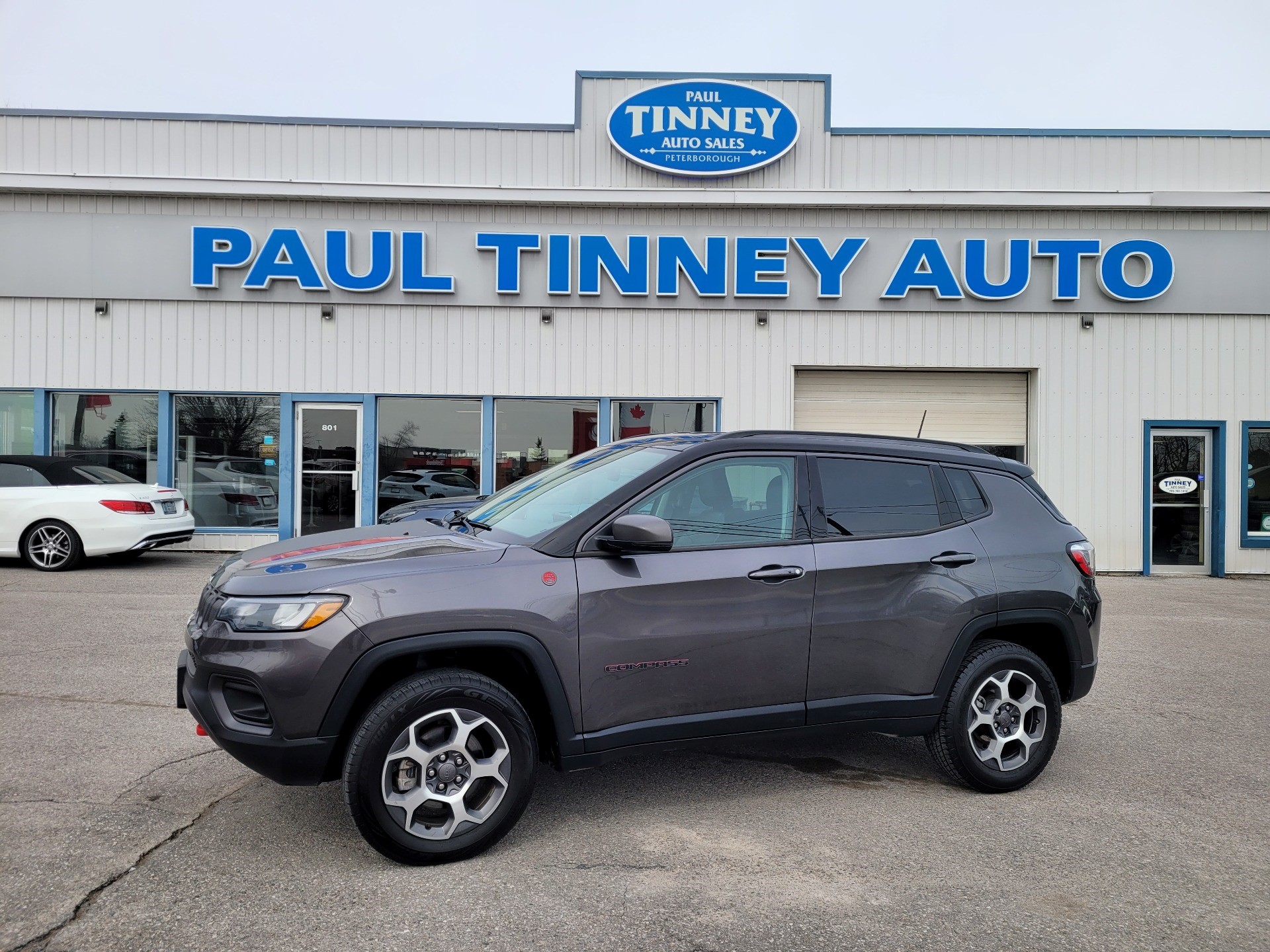 Gray (Granite Crystal Metallic Clear Coat) 2022 Jeep Compass SUV / Crossover Four-Wheel Drive 9-Speed Automatic