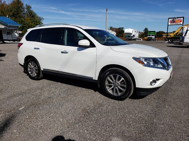 Photo of  2014 Nissan Pathfinder SL  for sale at Earl Ireland Auto Sale in Norwood, ON