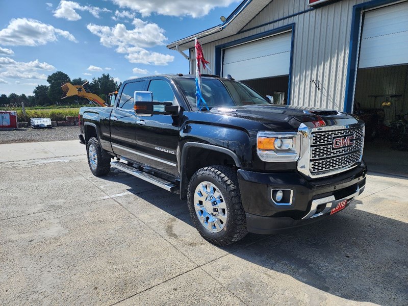 Photo of 2018 GMC SIERRA 2500HD Denali  for sale at Earl Ireland Auto Sale in Norwood, ON