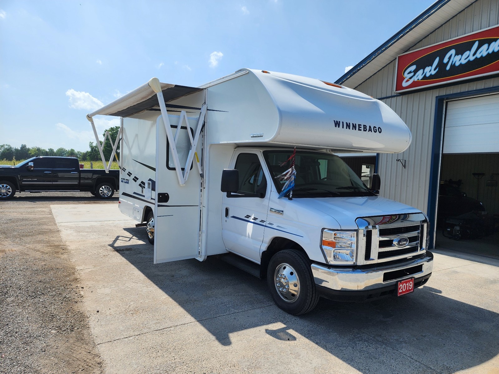 Photo of 2019 Winnebago Outlook   for sale at Earl Ireland Auto Sale in Norwood, ON