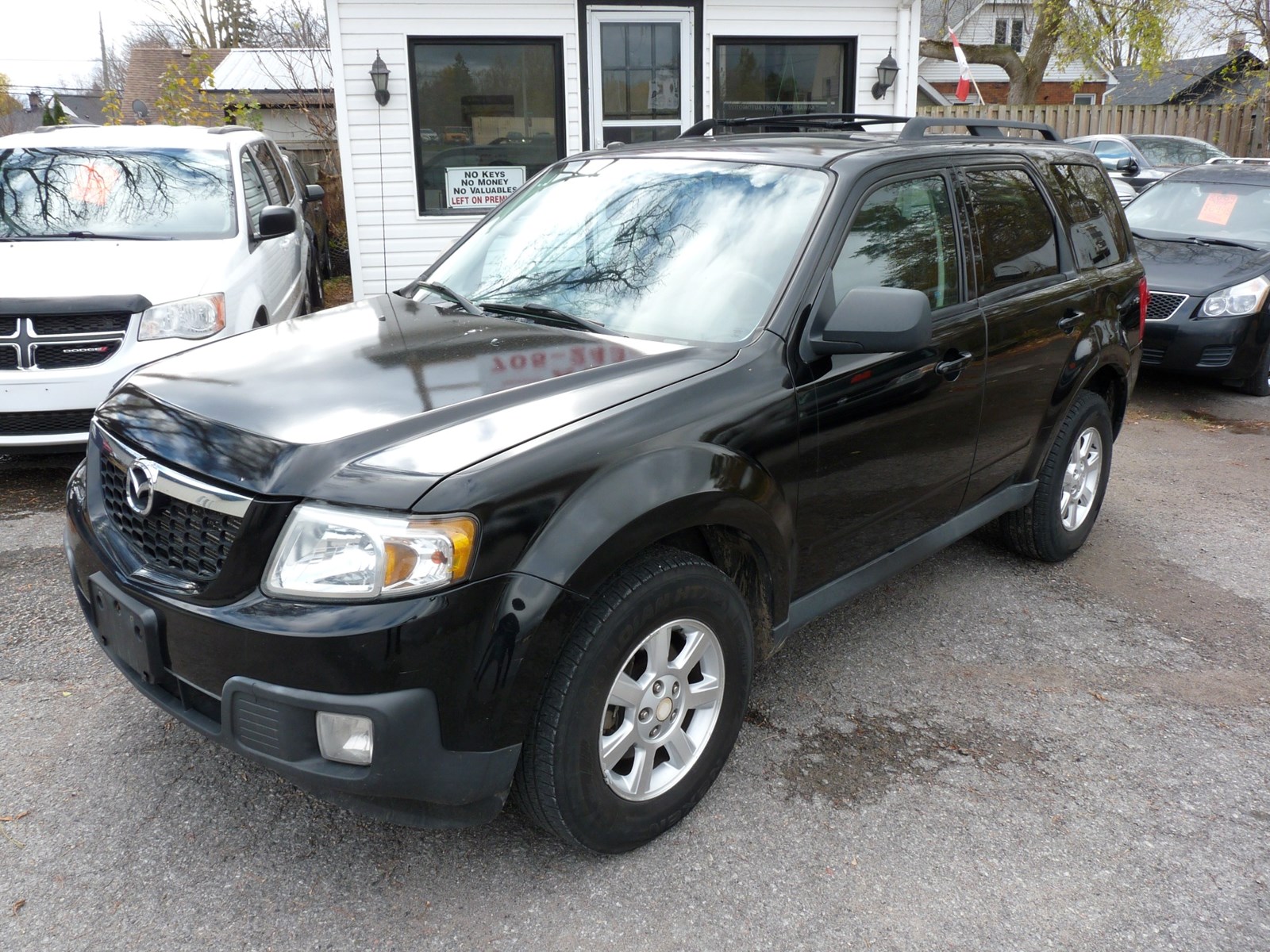 Photo of 2009 Mazda Tribute S Grand Touring for sale at Complete Auto in Peterborough, ON