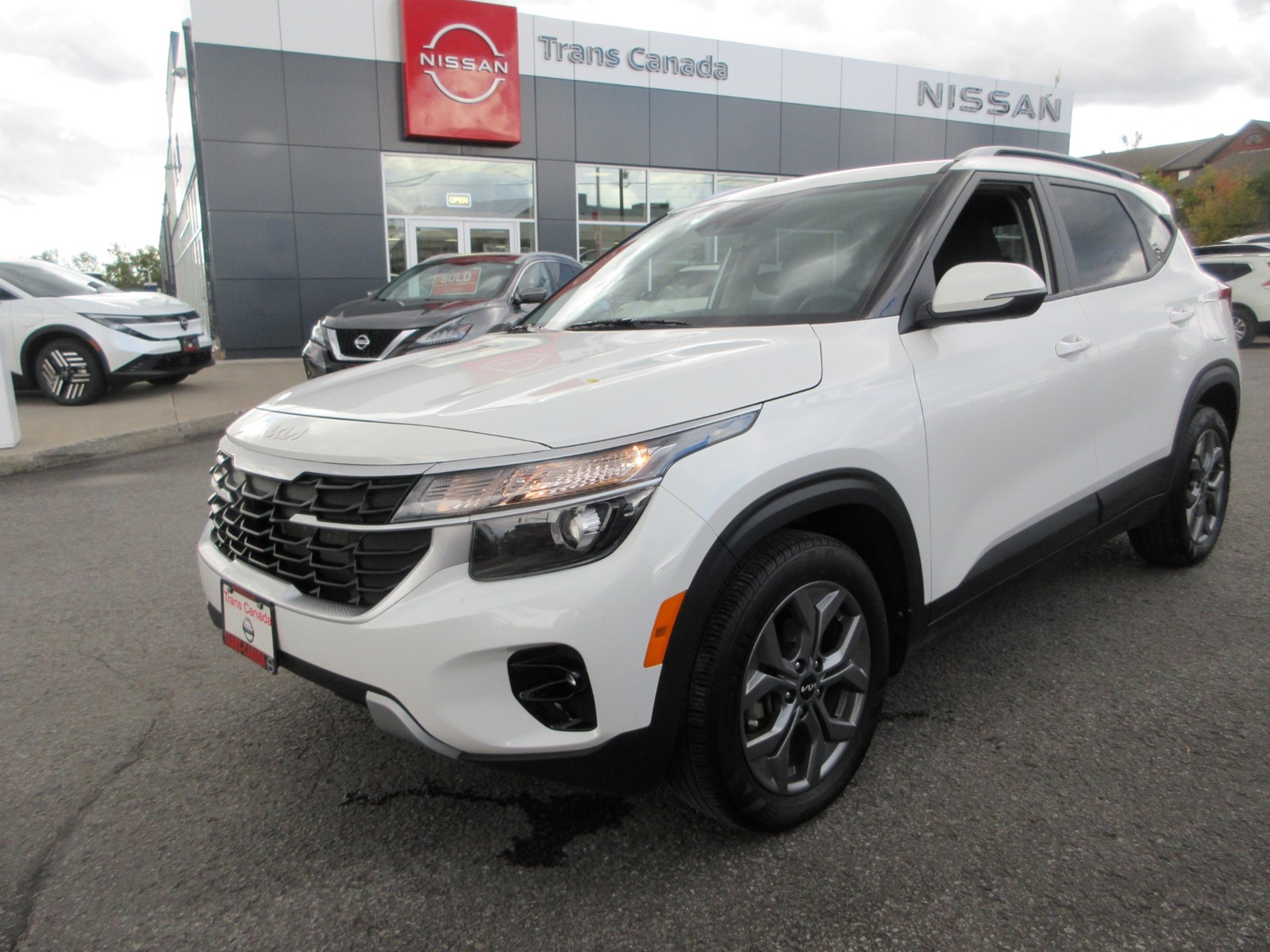 Photo of 2024 KIA Seltos LX FWD for sale at Trans Canada Nissan in Peterborough, ON