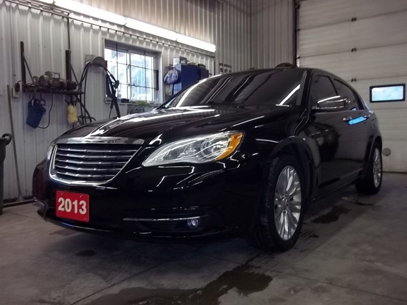 Photo of  2013 Chrysler 200 Limited  for sale at Douro Automotive in Douro, ON