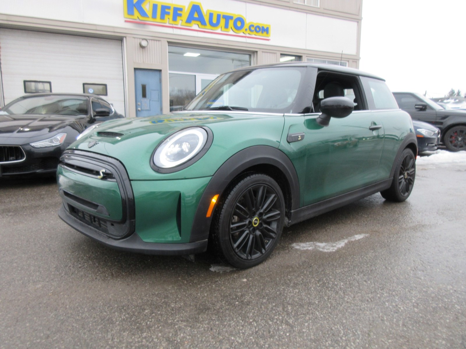 Photo of 2023 Mini Cooper SE  for sale at Kiff Auto in Peterborough, ON