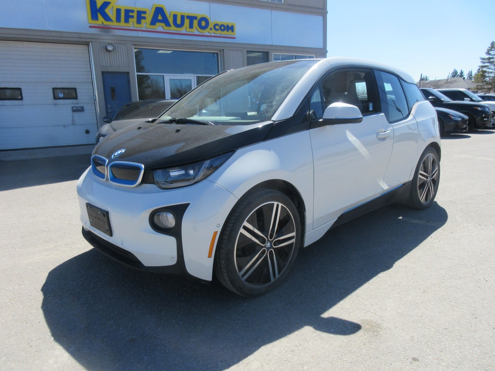 Photo of 2014 BMW i3  w/Range Extender for sale at Kiff Auto in Peterborough, ON