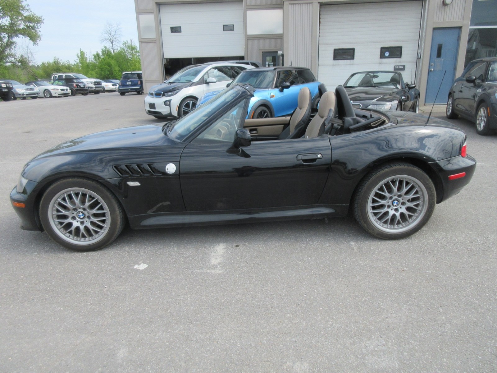 Photo of 2000 BMW Z3   for sale at Kiff Auto in Peterborough, ON