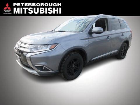 Photo of Used 2017 Mitsubishi Outlander  GT S-AWC for sale at Peterboro Mitsubishi in Peterborough, ON