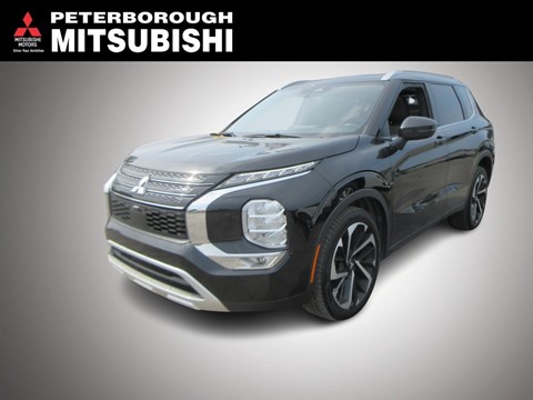 Photo of 2022 Mitsubishi Outlander  SEL AWC for sale at Peterboro Mitsubishi in Peterborough, ON