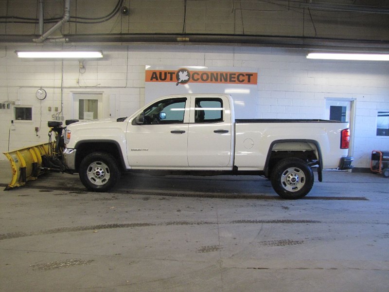 Photo of  2015 GMC SIERRA 2500HD 4X4 Crew Cab for sale at Auto Connect Sales in Peterborough, ON