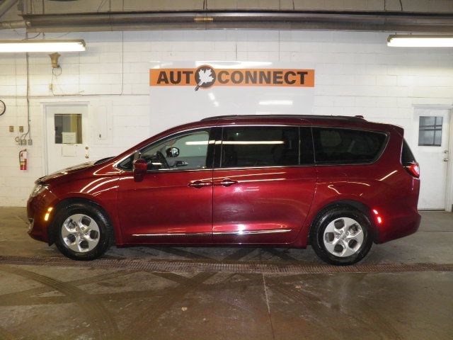 Photo of  2017 Chrysler Pacifica  Plus for sale at Auto Connect Sales in Peterborough, ON