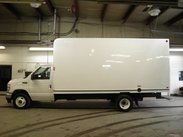 Used 2021 Ford Econoline E450 Cube Van for sale in Peterborough, ON by ...